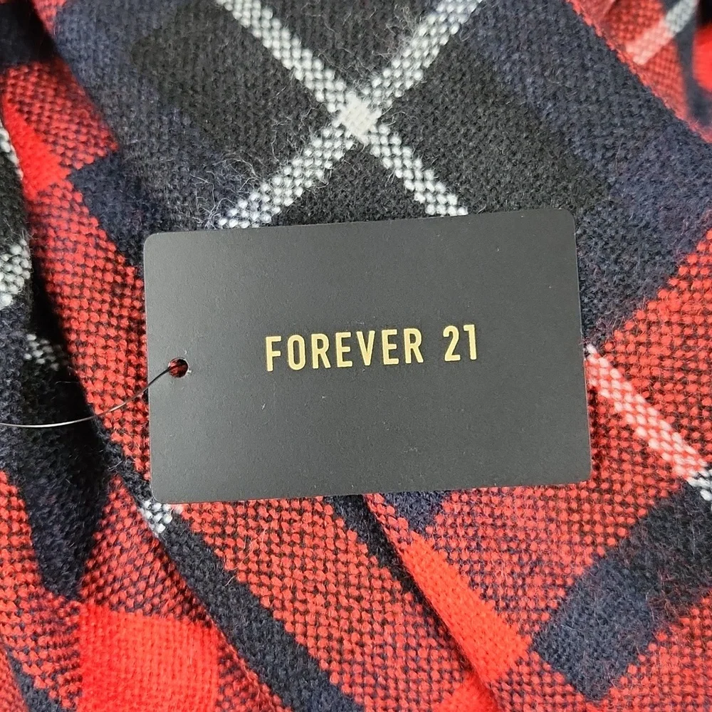 NWT- Forever 21 - Red/Black Plaid Winter Scarf